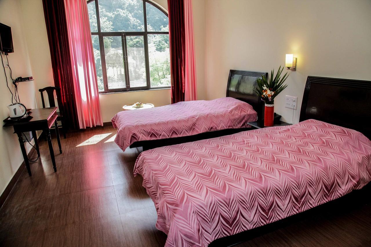 Hotel Sattva Retreat Rishīkesh Zimmer foto